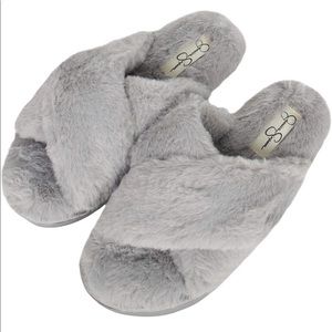 NWOT JESSICA SIMPSON Women's Plush Open Toe Cross Band Slide Slipper